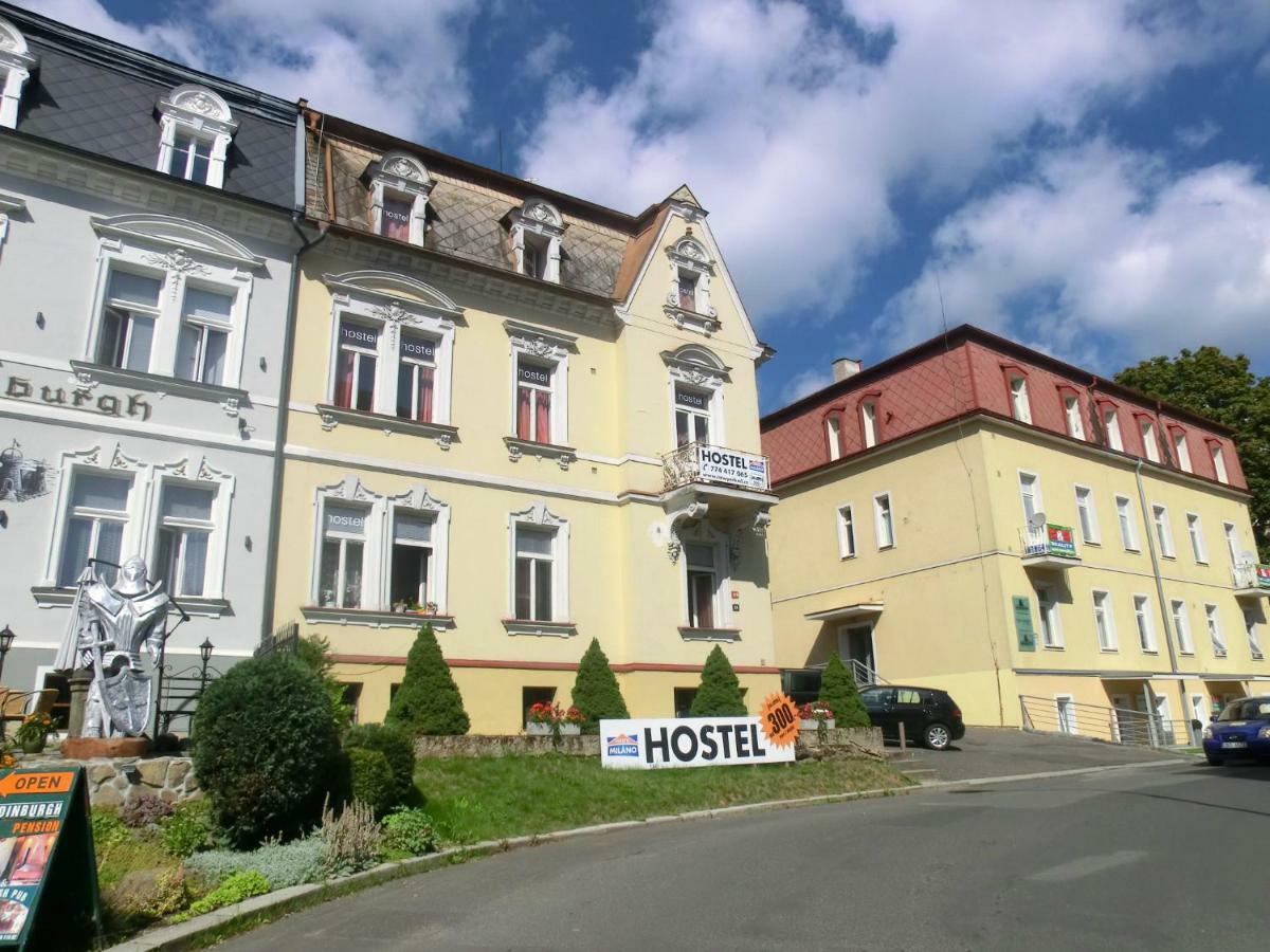 Milano Vandrarhem Mariánské Lázně Exteriör bild